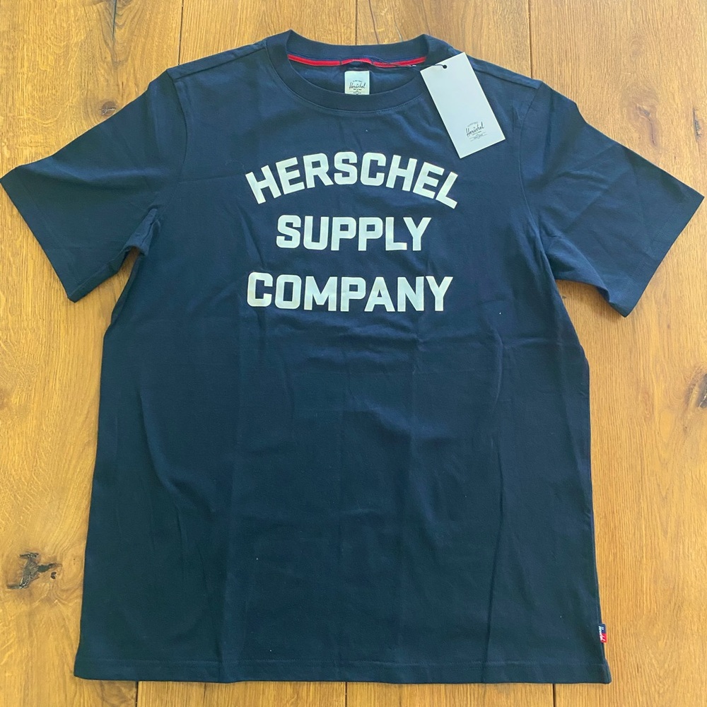 Herschel Supply, Men’s Stacked logo tee, Medium